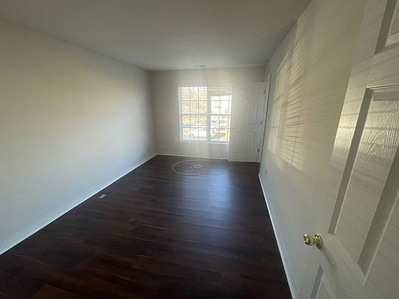 4th image of 5919 Park Creste Dr #1