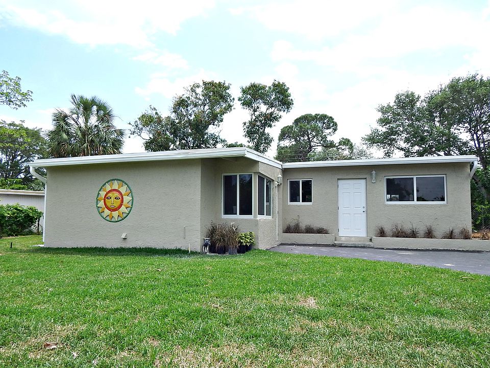 1st image of 3130 SW 15th Ct
