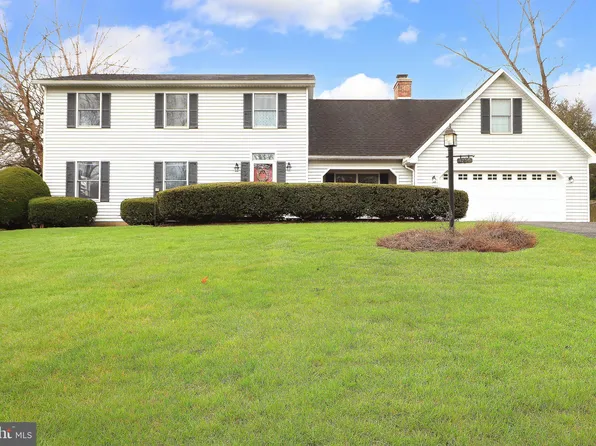 1258 W Park Hills Ave, State College, PA 16803