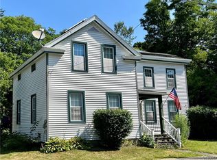 13 E Maple Ave, Morrisville, NY 13408