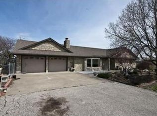 20082 168th St, Basehor, KS 66007