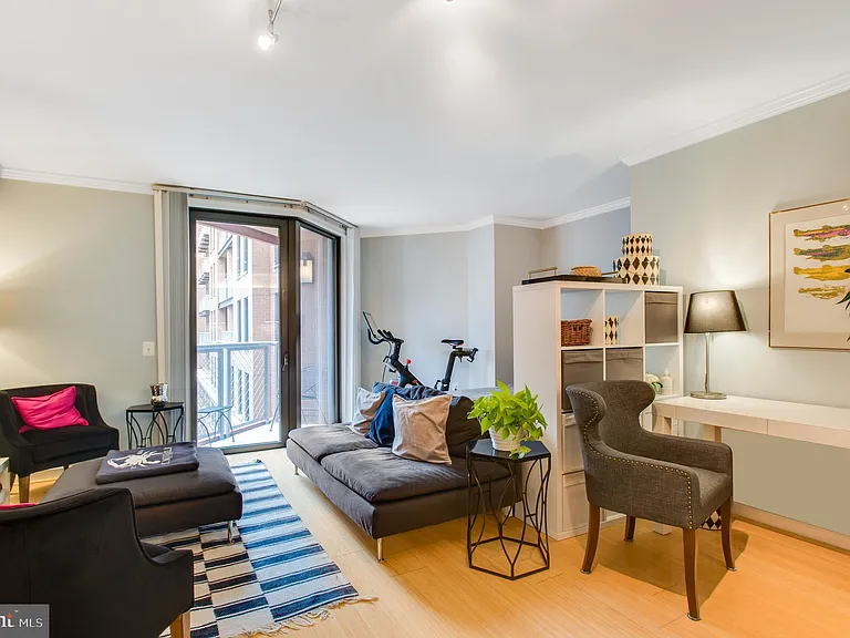 631 D St NW #638 — Photo 2