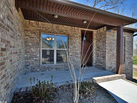 2nd image of 1266 Turnberry Dr