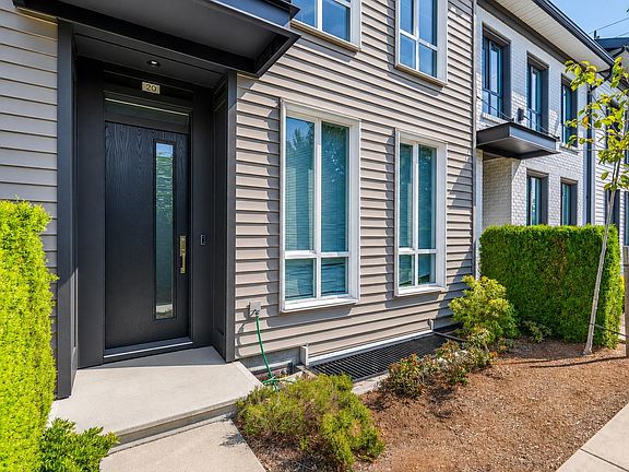 3rd image of 15938 27th Ave #20