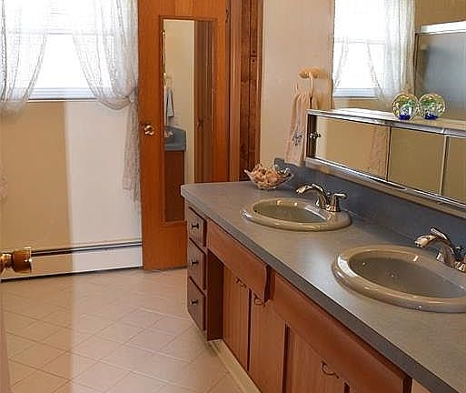 5th image of 4175 Cheryl Dr