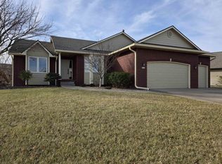 3901 N Lake Ridge St, Wichita, KS 67205