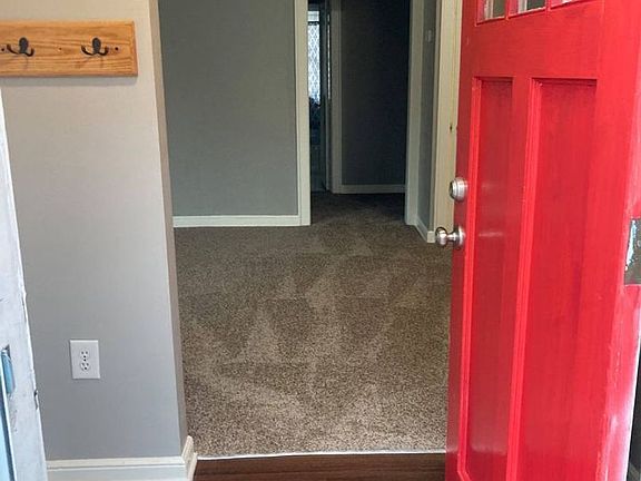2nd image of 603 E Lake St #603