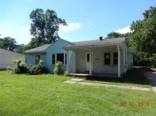5210 Spruce Dr, Fayetteville, NC 28304