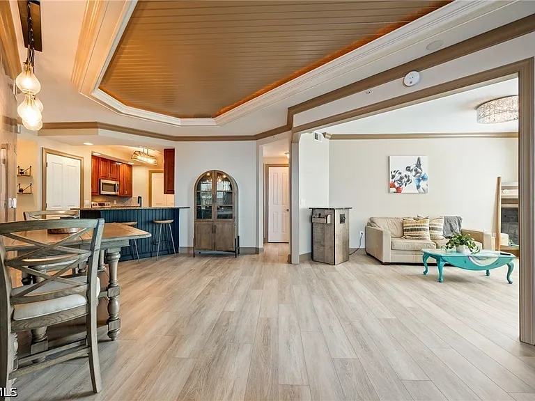 2825 Palm Beach Blvd #401 — Photo 19