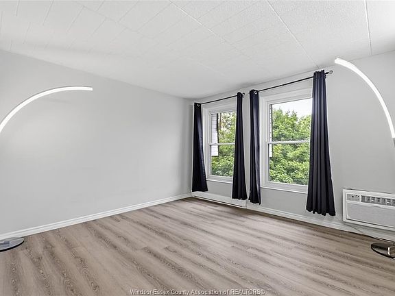 5th image of 6635 Thornberry Cres #387