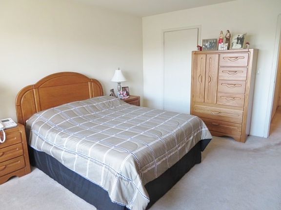 5th image of 131 Riverview Ct #131