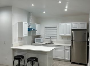 10868 Balboa Blvd, Granada Hills, CA 91344