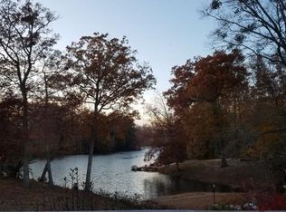 7 Wenley Cir, Smithfield, VA 23430