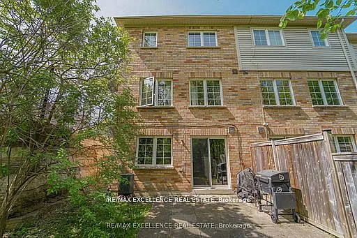 3950 Erin Centre Blvd E #66 — Photo 37