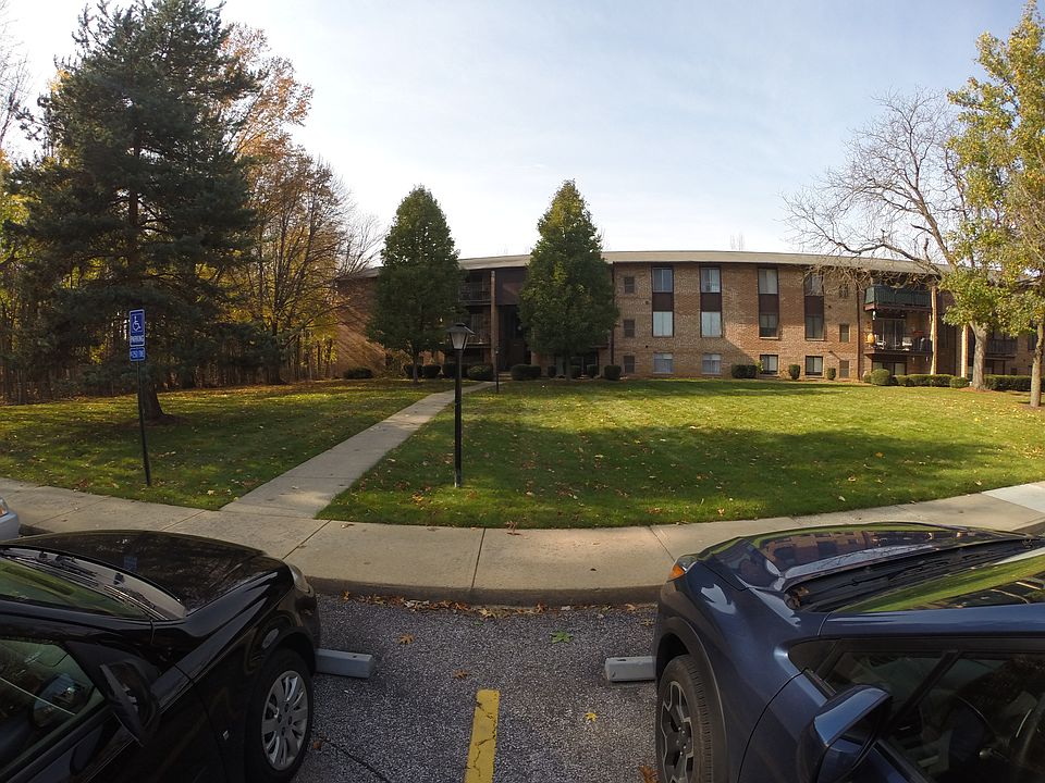 1st image of 16405 Heather Ln APT 201