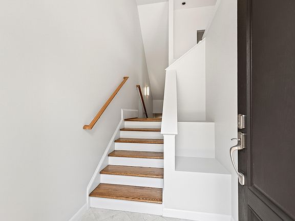 3rd image of 803 The Village Cir