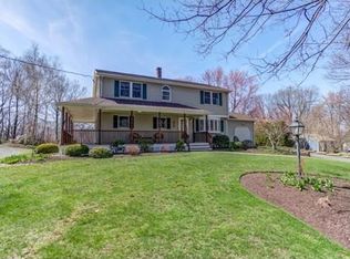 127 Cross Rd, Holyoke, MA 01040