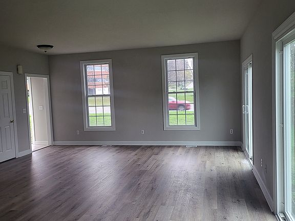 5th image of 6188 Sheridan Dr #A