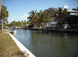 9230 Griggs Rd, Englewood, FL 34224