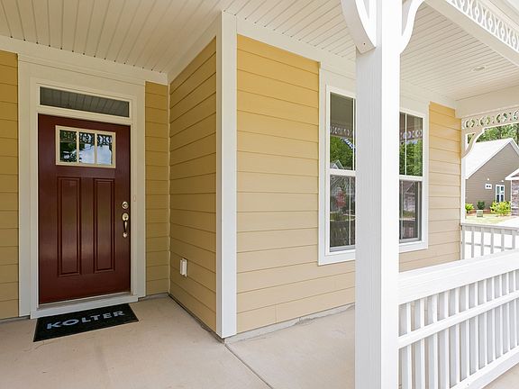 3rd image of 1017 Central Ponds Dr