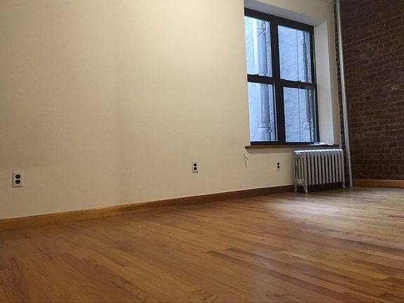 4th image of 142 E 98th St APT 29