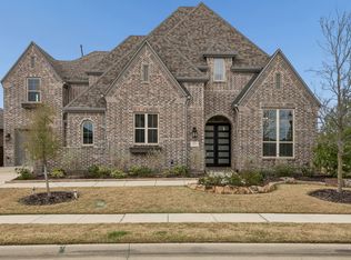 1525 Bluestem Dr, Aubrey, TX 76227