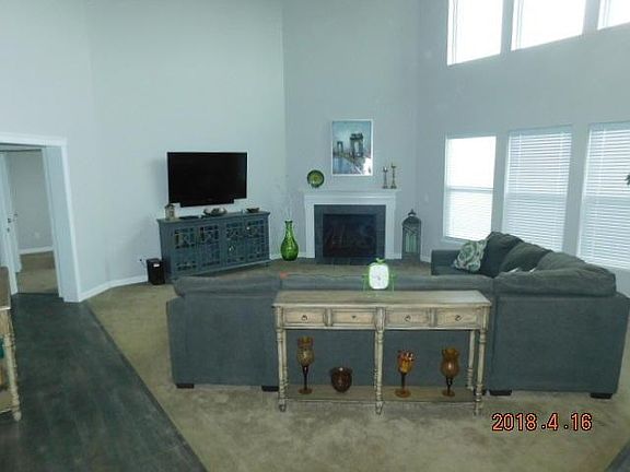4th image of 120 Balsam Dr