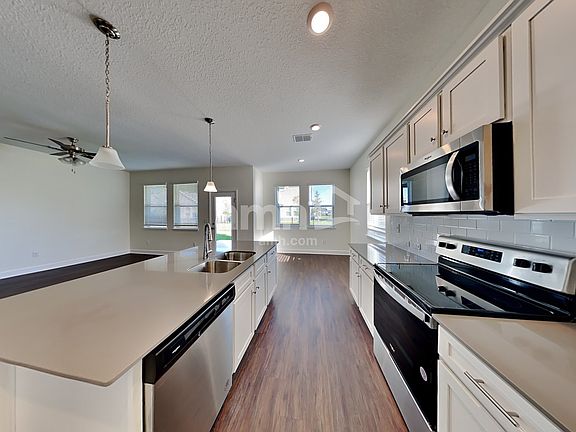4th image of 33925 Widman Way