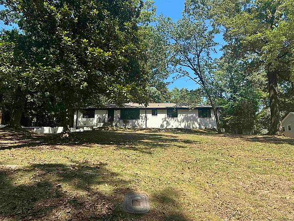2nd image of 1038 Stewart Ave