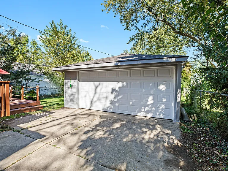 3420 Ravena Ave — Photo 26