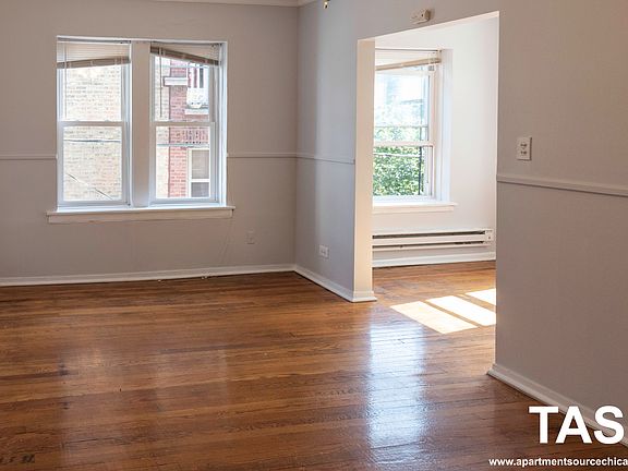 2nd image of 4503 N Malden St APT 2B