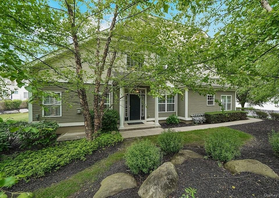 1st image of 75 Fairways Dr