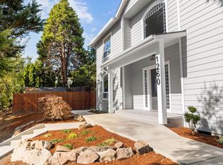 1260 E Spencer Ct, La Center, WA