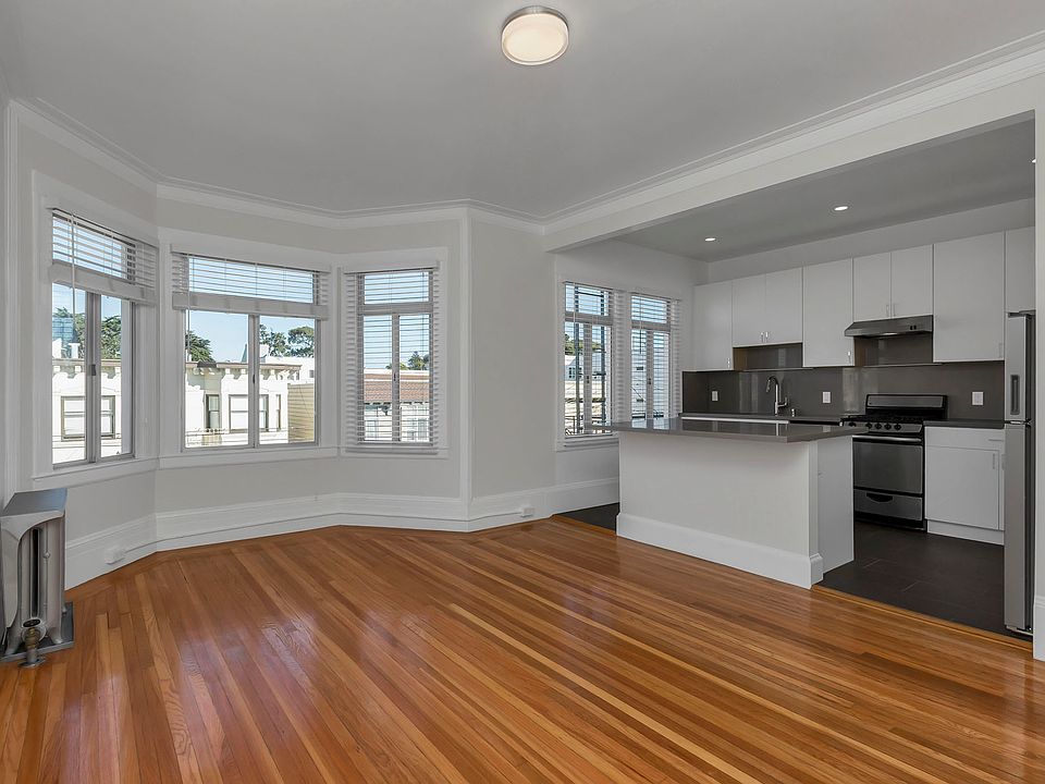 1st image of 411 15th Ave #31