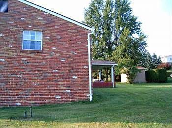 2nd image of 203 Hickory St