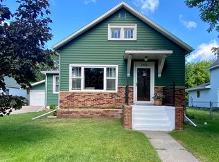 345 2nd St NE, Barnesville, MN 56514