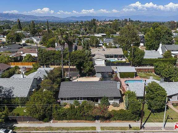 5th image of 5636 Valley Circle Blvd