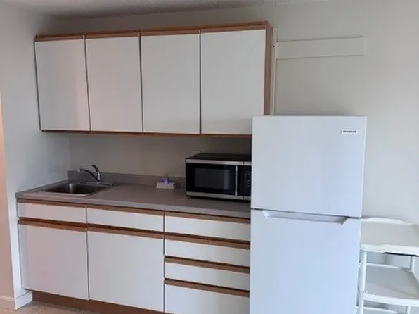 550 Winnacunnet Rd, Hampton, NH
