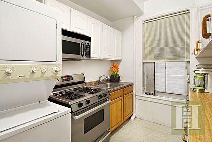 2nd image of 7 W 92nd Street 2 #2