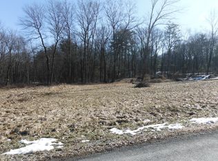 3209 Woodland Dr, Saylorsburg, PA 18353