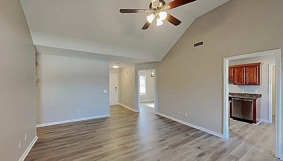 3rd image of 7027 Bridgewater Dr