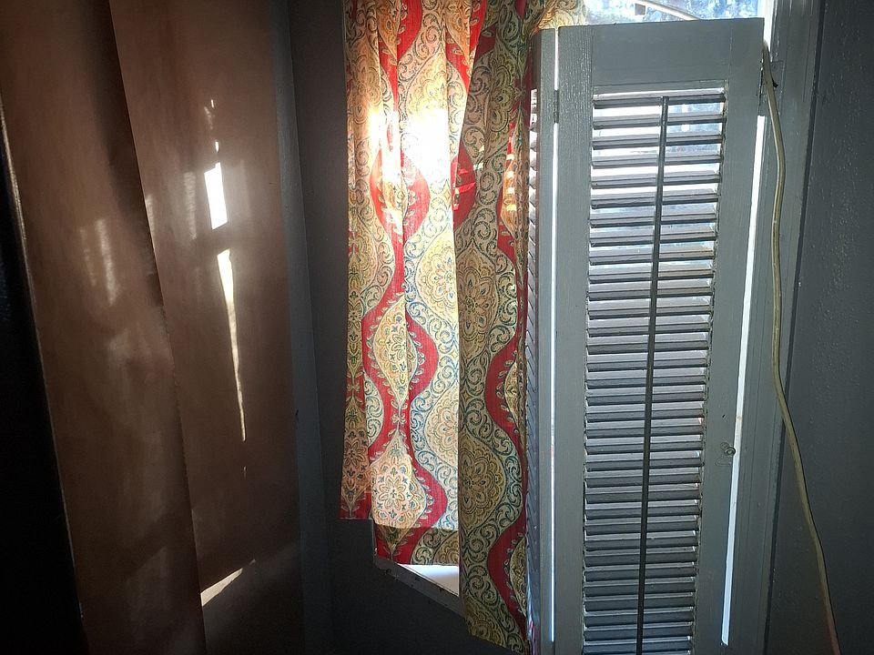 1st image of 640 Lafrance Rd #1