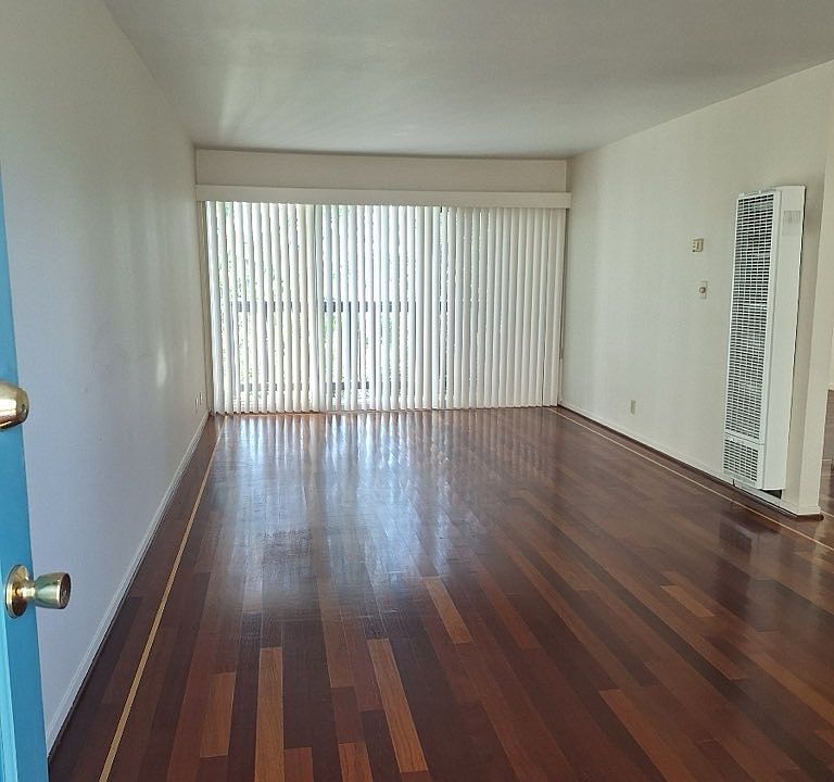 2nd image of 1538 Henry St APT 6