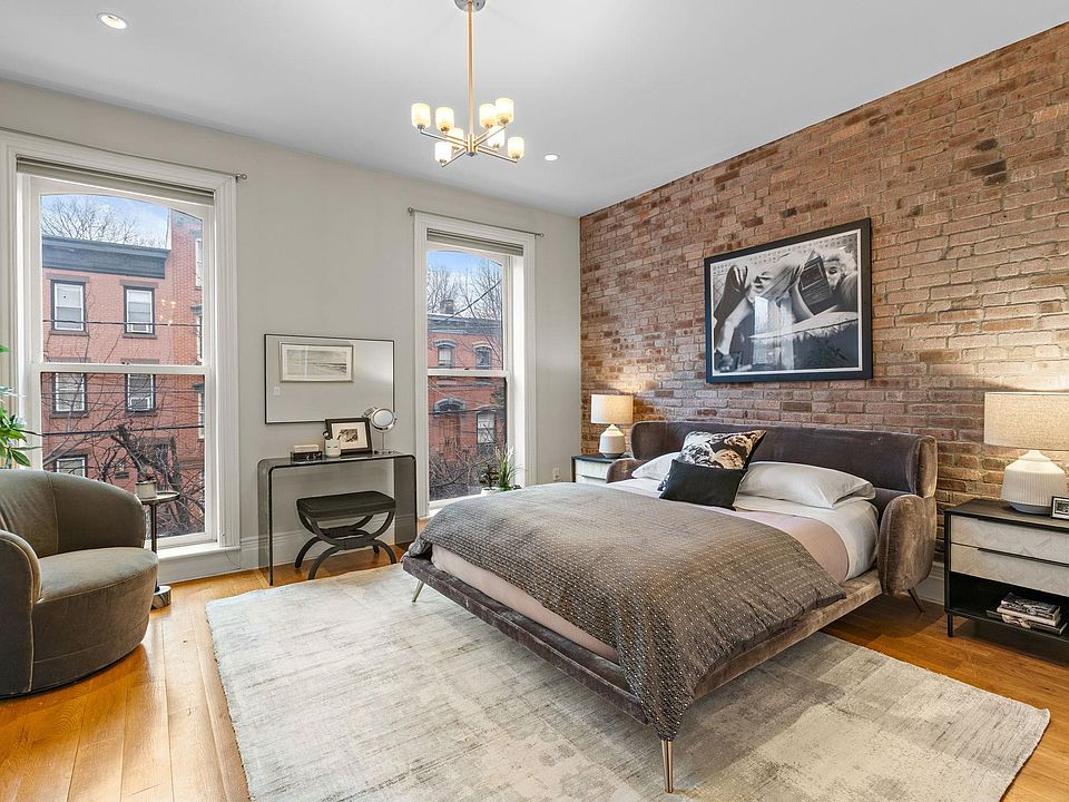 1st image of 275 5th St #2