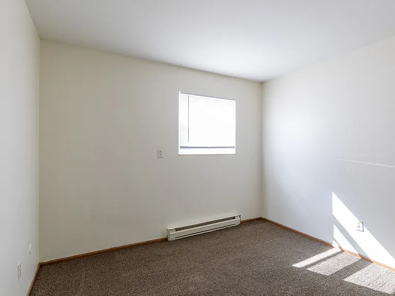 Parkside Apartments — Photo 17