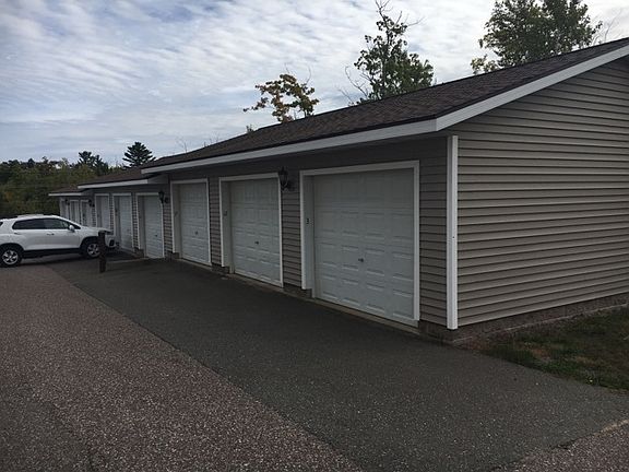 5th image of 1015 Osprey Ct APT 3