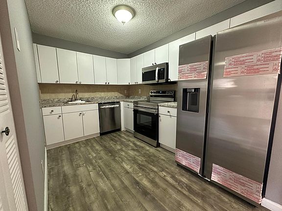 5th image of 5173 Pine Abbey Drive S