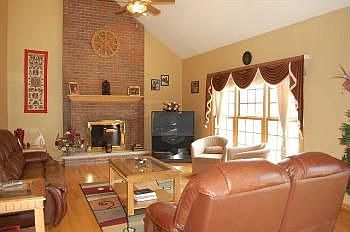 2nd image of 205 Kacie Ct