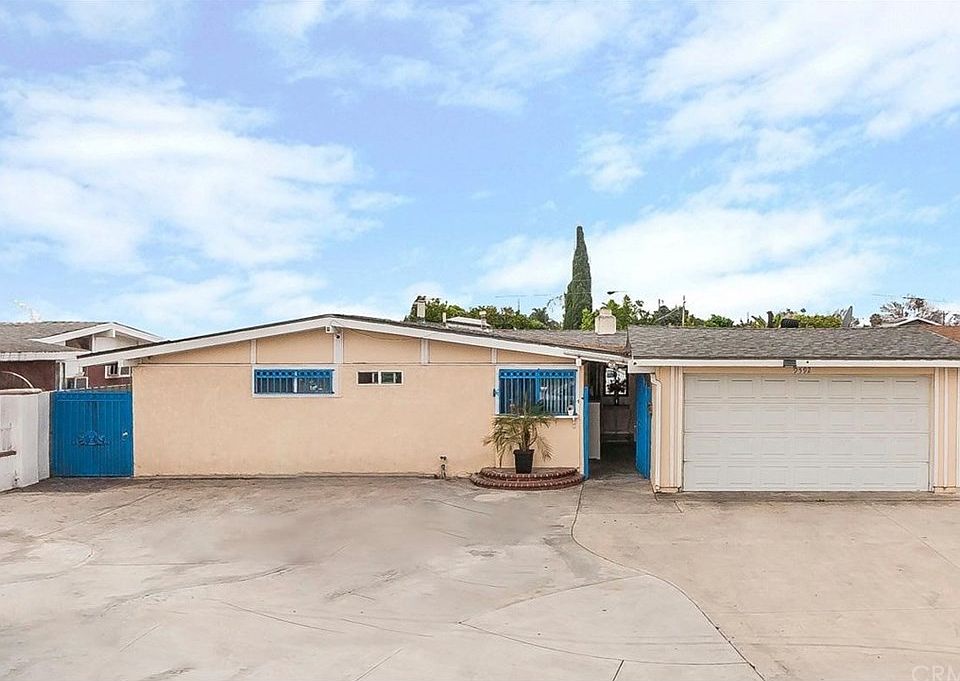 1st image of 9592 Crestwood Ln