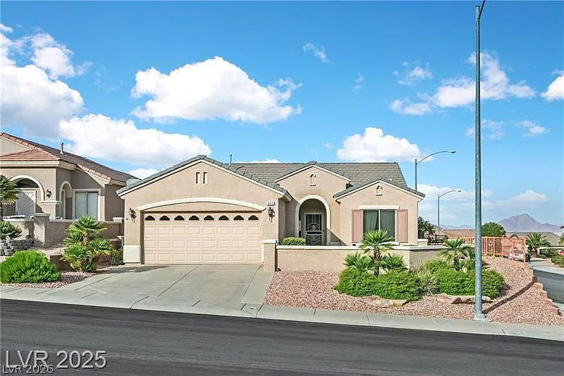 2 bed, 2.0 bath, 1580 sqft, $2,495 — Photo 1